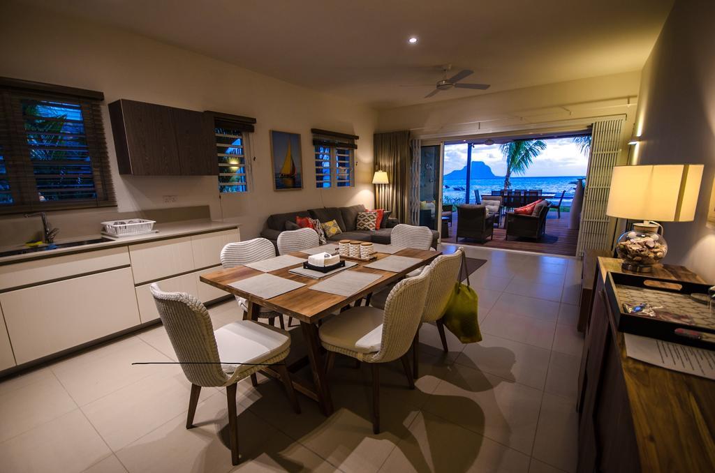 L'Escale 3 Bedrooms Sea View And Beachfront Suite By Dream Escapes Tamarin Exterior foto